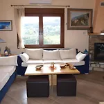 Anastasia's In Pelion * Makrirrákhi