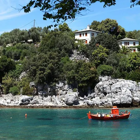 Anastasia's In Pelion Makrirrákhi